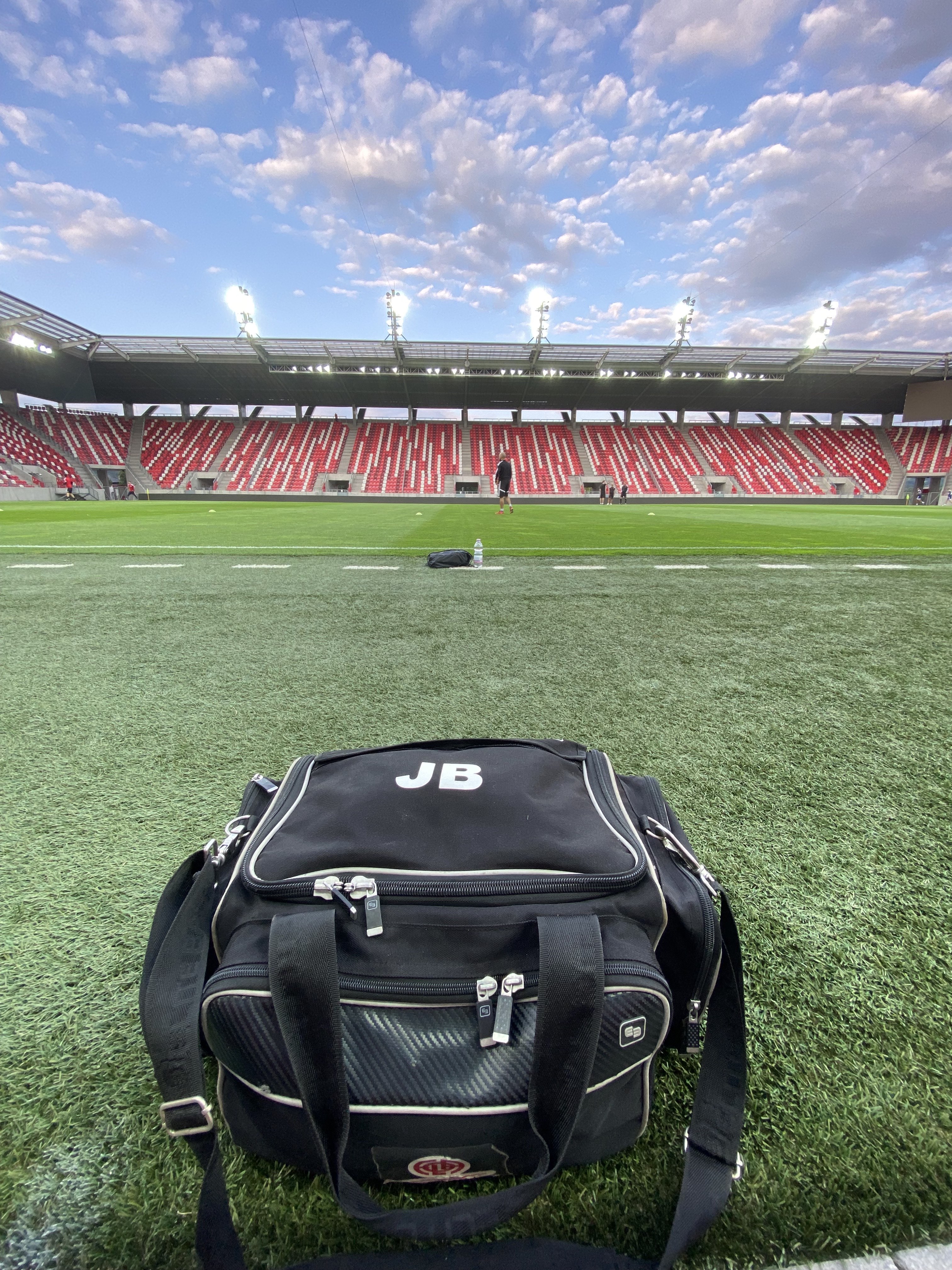 Sac%20on%20the%20pitch